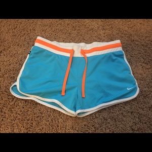Nike Mess Running Shorts Size Medium⛹️‍♀️🚴🏿‍♀️
